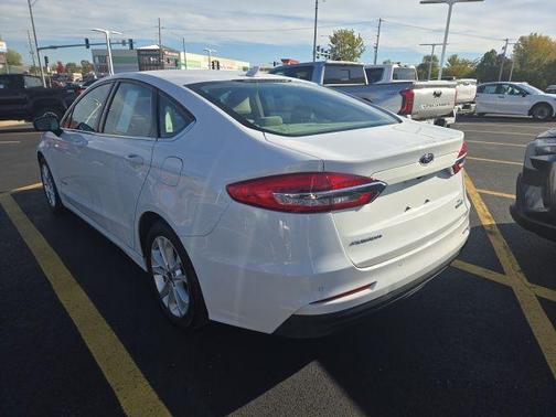 2019 Ford Fusion Hybrid SE