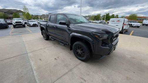 01l7 2026 Toyota Tacoma SR5