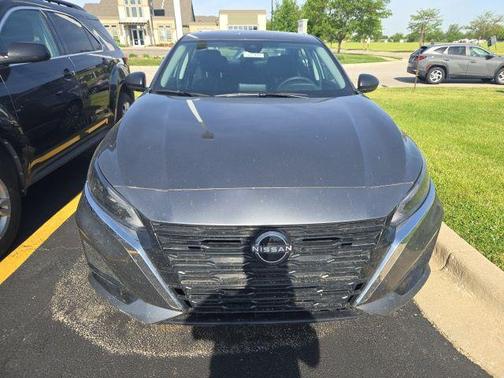Gun Metallic 2025 Nissan Altima 2.5 SV
