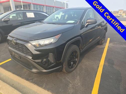 2022 Toyota RAV4 LE