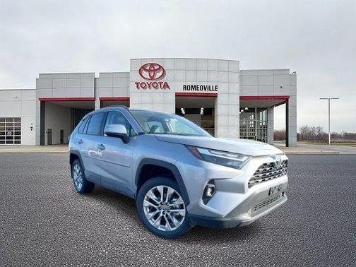 2025 Toyota RAV4 XLE Premium