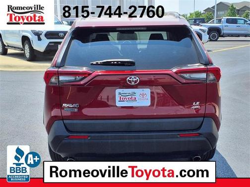 2021 Toyota RAV4 LE