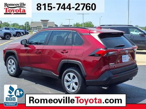 2021 Toyota RAV4 LE