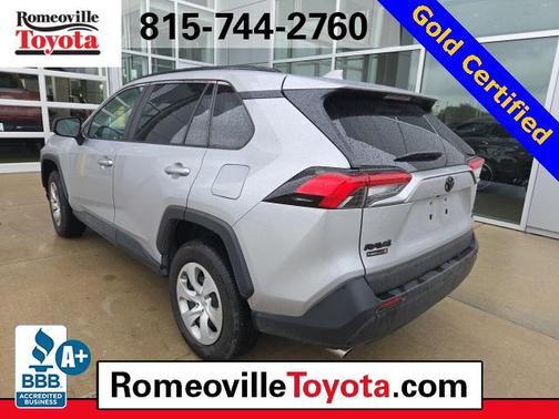 2021 Toyota RAV4 LE