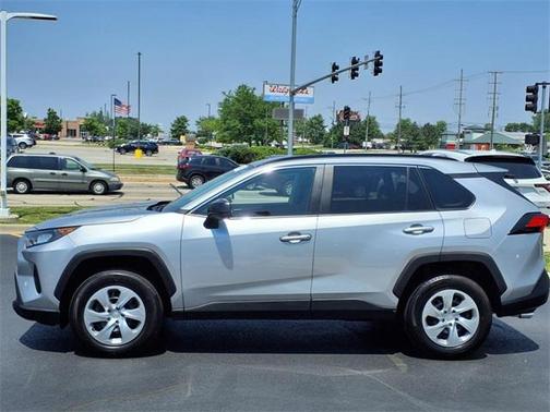 2021 Toyota RAV4 LE