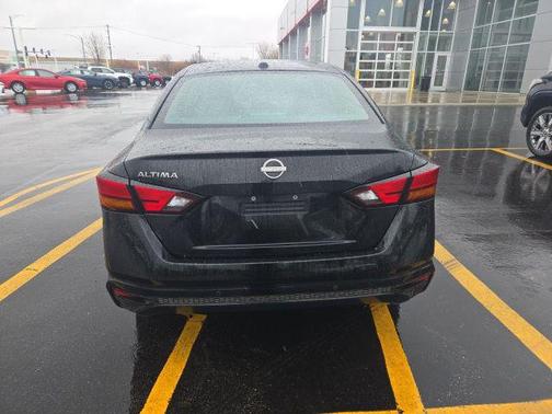 2025 Nissan Altima 2.5 SV