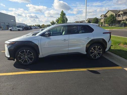 2024 Toyota bZ4X Limited