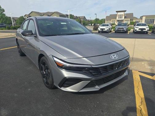 Fluid Metal 2026 Hyundai ELANTRA Sport