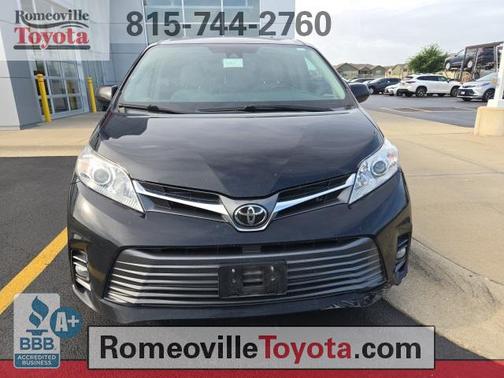 2019 Toyota Sienna XLE Premium