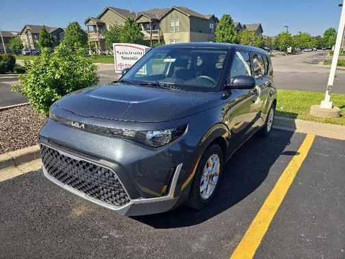 Gravity Gray 2025 Kia Soul LX