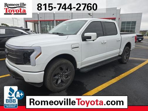 2023 Ford F-150 Lightning LARIAT