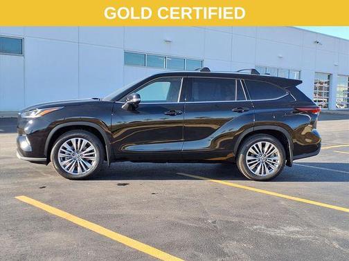 2025 Toyota Highlander Platinum