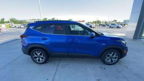 Neptune Blue 2022 Kia Seltos EX