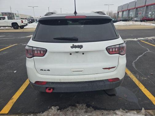2023 Jeep Compass Trailhawk