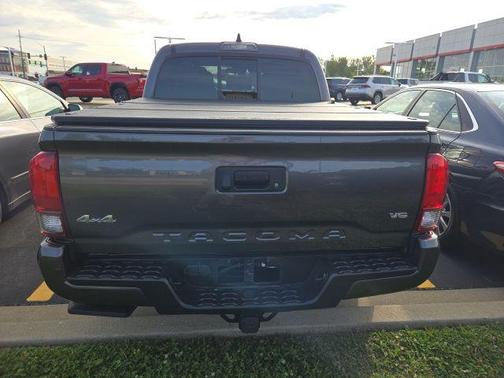 2022 Toyota Tacoma SR