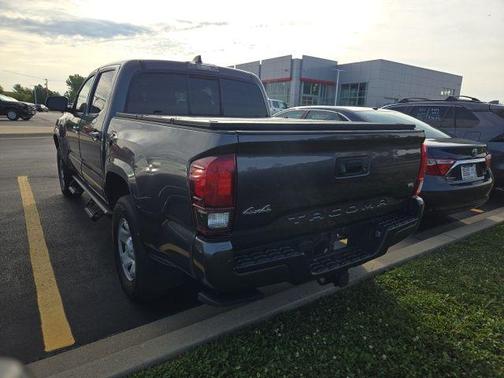 2022 Toyota Tacoma SR