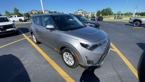 Steel Gray 2025 Kia Soul LX