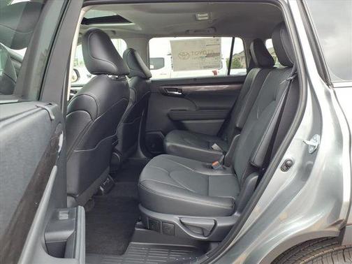 2026 Toyota Highlander Limited