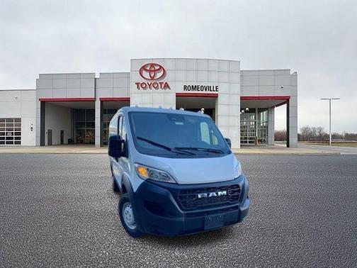 Bright White Clearcoat 2026 RAM ProMaster 1500 Low Roof