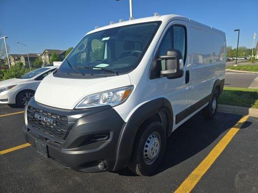 Bright White Clearcoat 2026 RAM ProMaster 1500 Low Roof