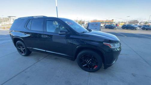 Mosaic Black Metallic 2018 Chevrolet Traverse Premier