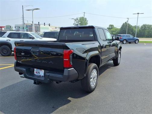 2025 Toyota Tacoma SR