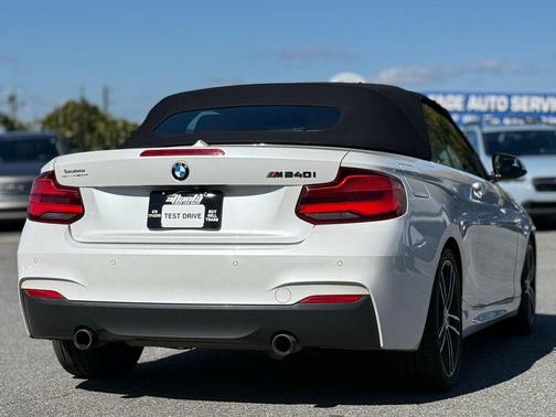 2018 BMW M240 i