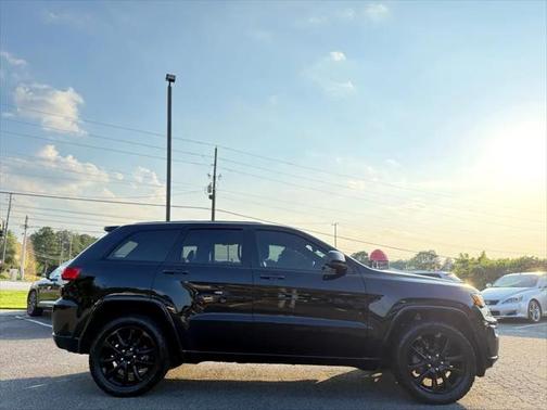 2020 Jeep Grand Cherokee Altitude