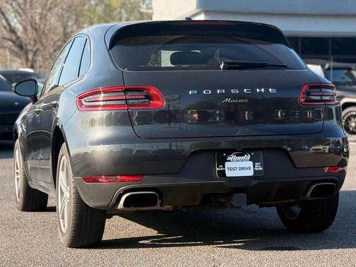 2017 Porsche Macan Base