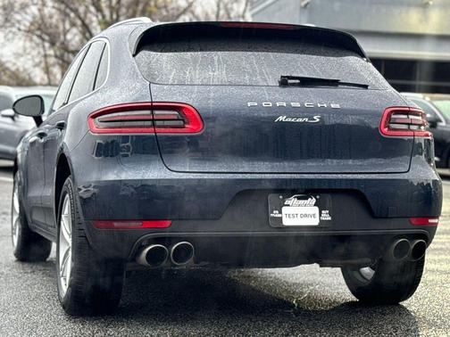 2016 Porsche Macan S