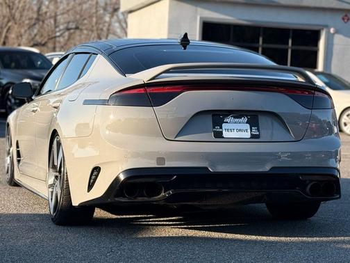 2019 Kia Stinger GT1