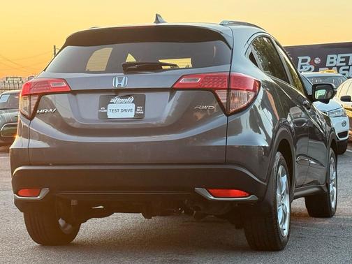 Gray 2016 Honda HR-V EX-L w/Navigation