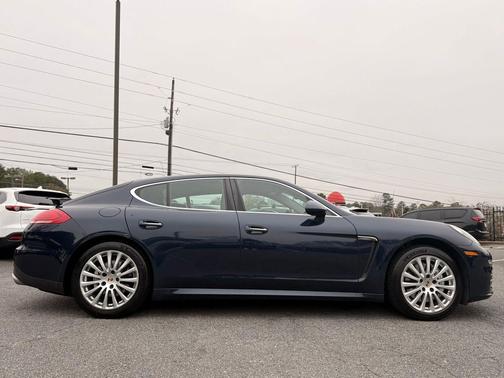 2014 Porsche Panamera 4