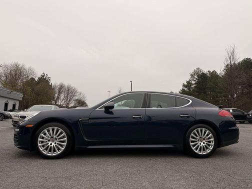 2014 Porsche Panamera 4