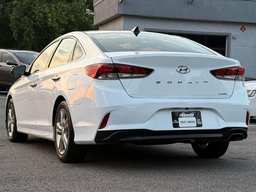 Quartz White Pearl 2018 Hyundai SONATA Limited