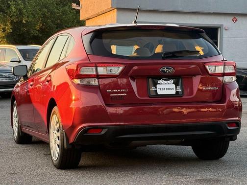 Crimson Red Pearl 2018 Subaru Impreza 2.0i