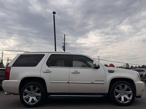 2014 Cadillac Escalade Luxury