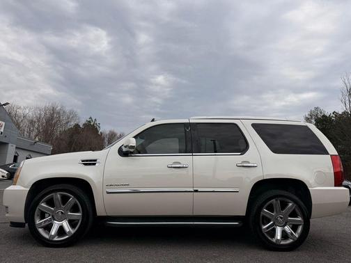 2014 Cadillac Escalade Luxury