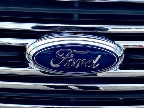 2015 Ford Transit-150 XLT
