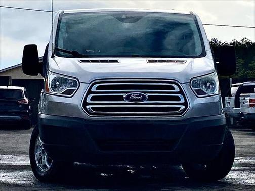 2015 Ford Transit-150 XLT