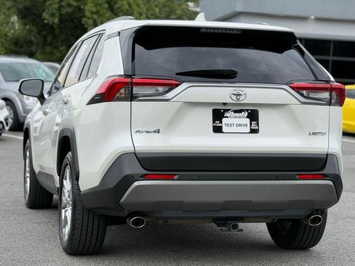 2019 Toyota RAV4 Limited