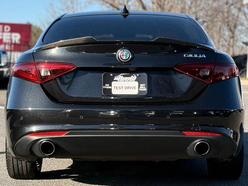 2019 Alfa Romeo Giulia Ti Lusso