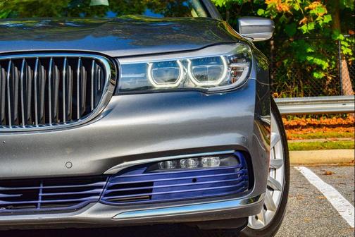 2016 BMW 740 740i