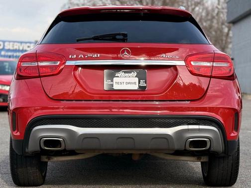 2015 Mercedes-Benz GLA-Class 4MATIC