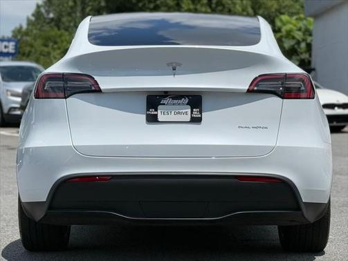 2023 Tesla Model Y Long Range Dual Motor All-Wheel Drive
