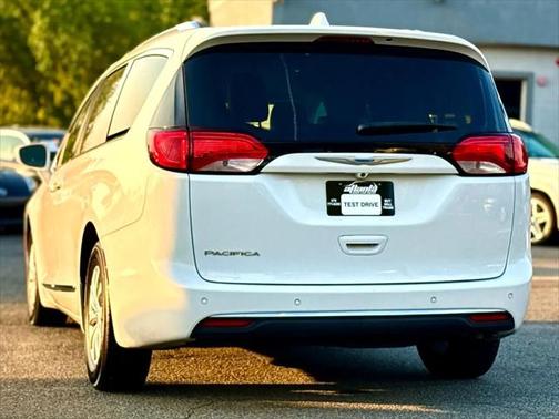 2018 Chrysler Pacifica Touring-L