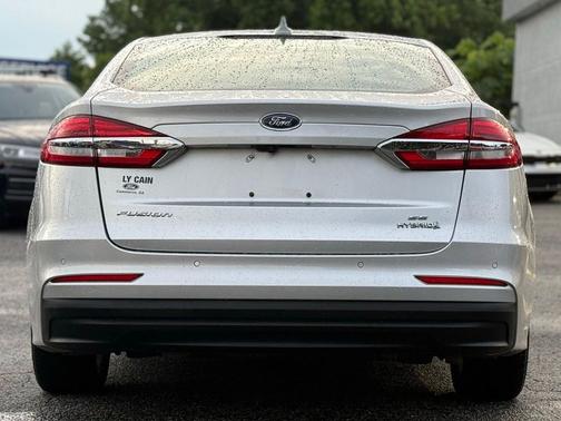 2019 Ford Fusion Hybrid SE