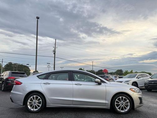 2019 Ford Fusion Hybrid SE