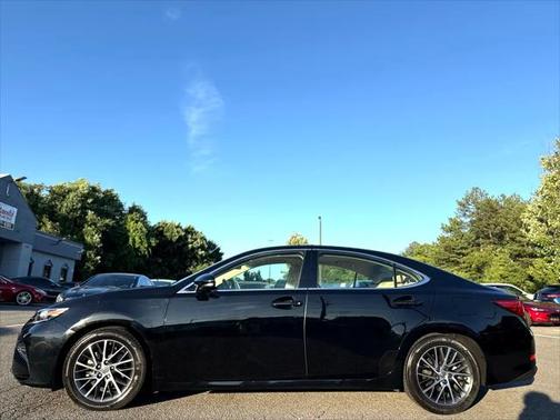 2017 Lexus ES 350 Base