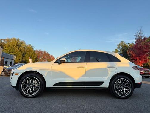 2017 Porsche Macan S